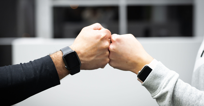 That Knee Pain During HIIT classes? Here's Exactly What It Actually Is...