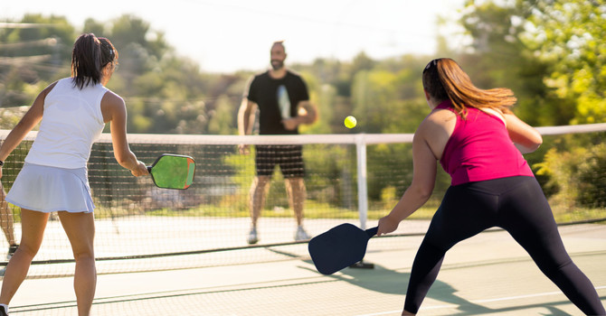 Pickleball Injuries: A Sports Chiropractor’s Guide to Staying in the Game